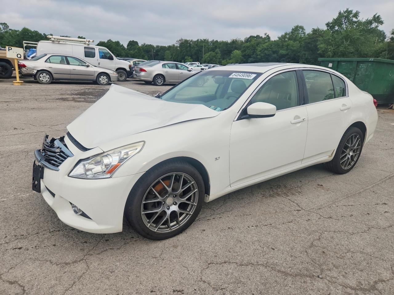 2015 INFINITI Q40 BASE | JN1CV6AR0FM523702 | UPCARS