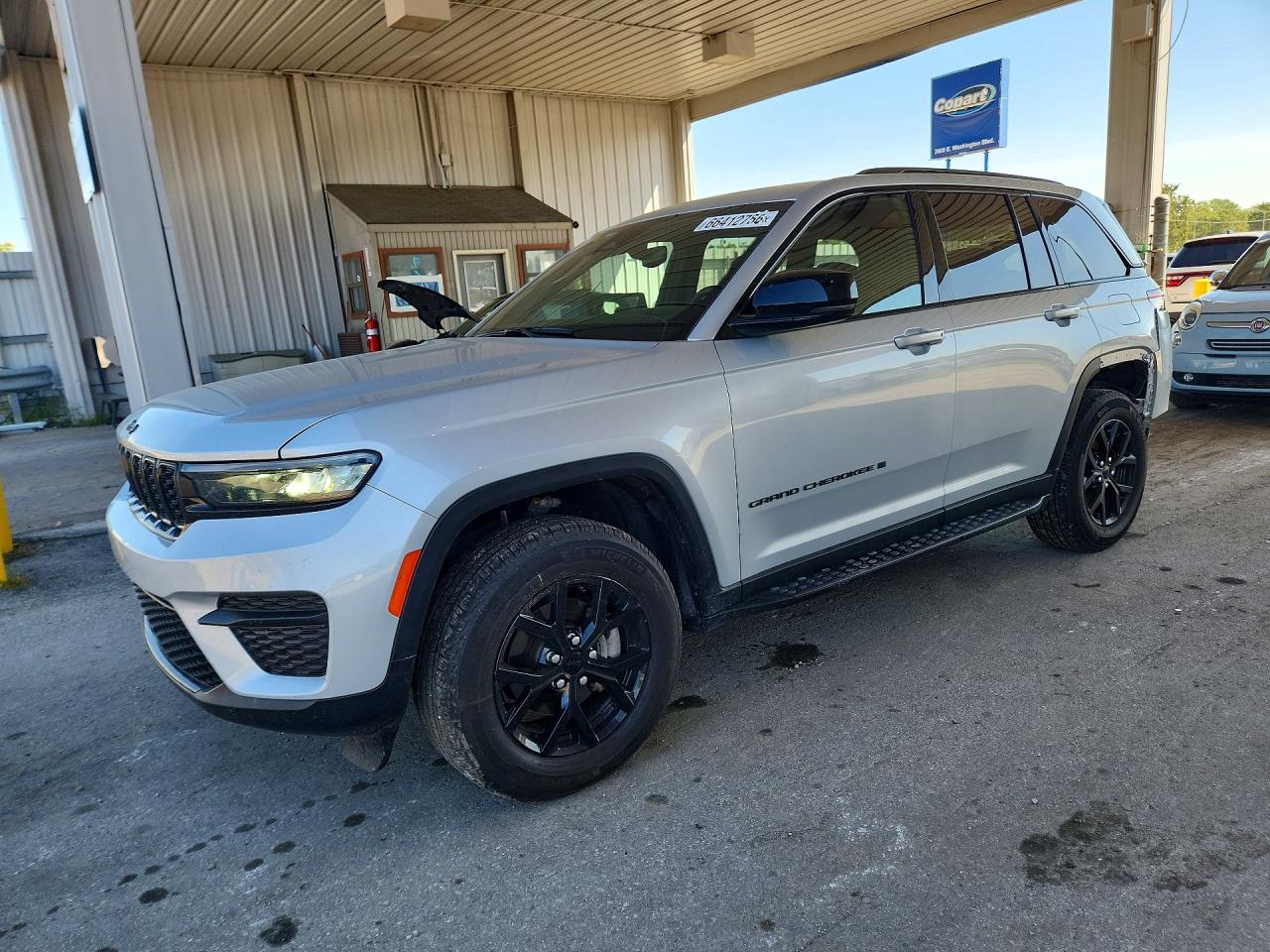 2024 JEEP CHEROKEE LAREDO | 1C4RJHAGXR8589619 | UPCARS