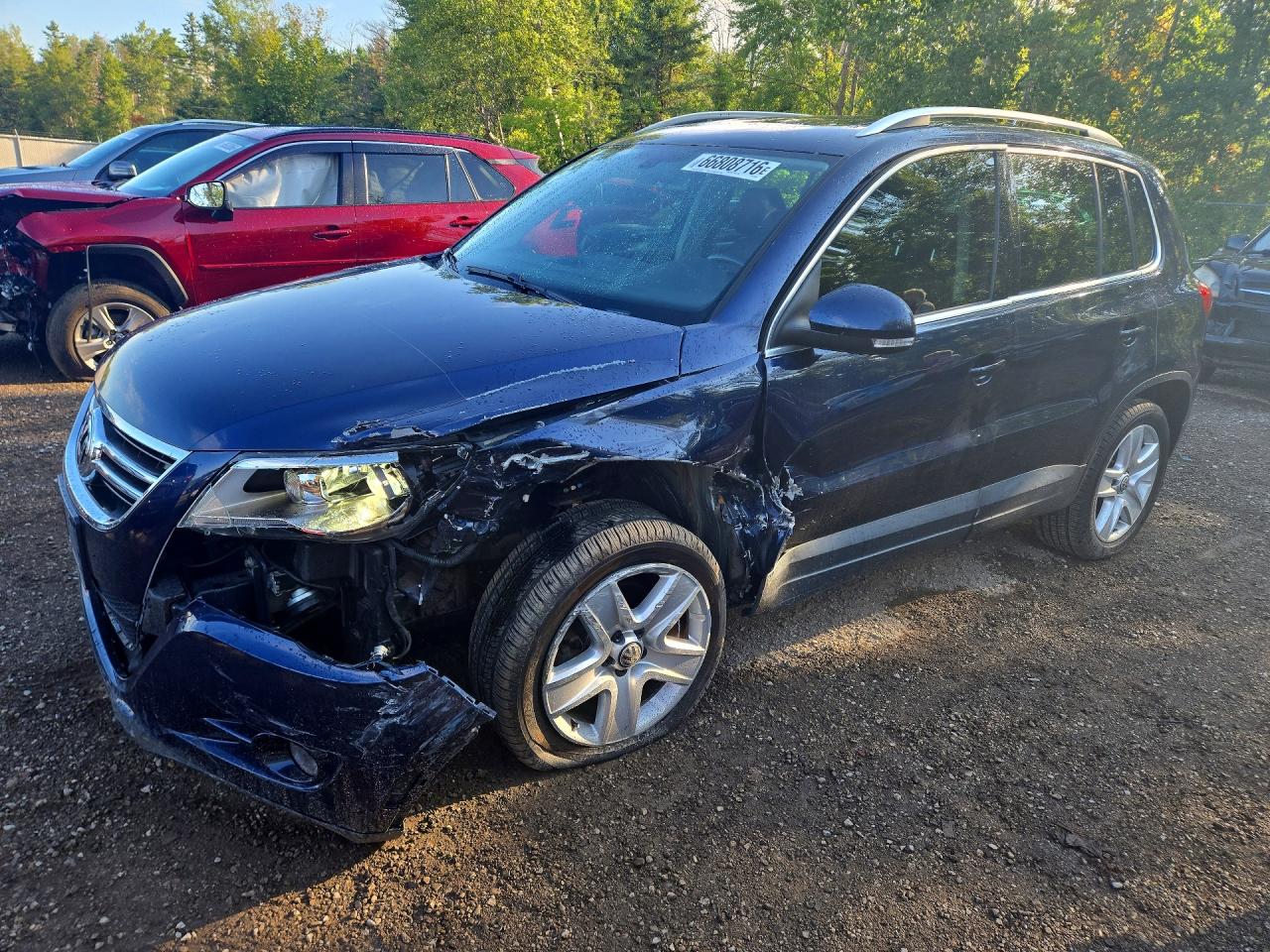 2011 VOLKSWAGEN TIGUAN S | WVGBV7AX8BW550041 | UPCARS