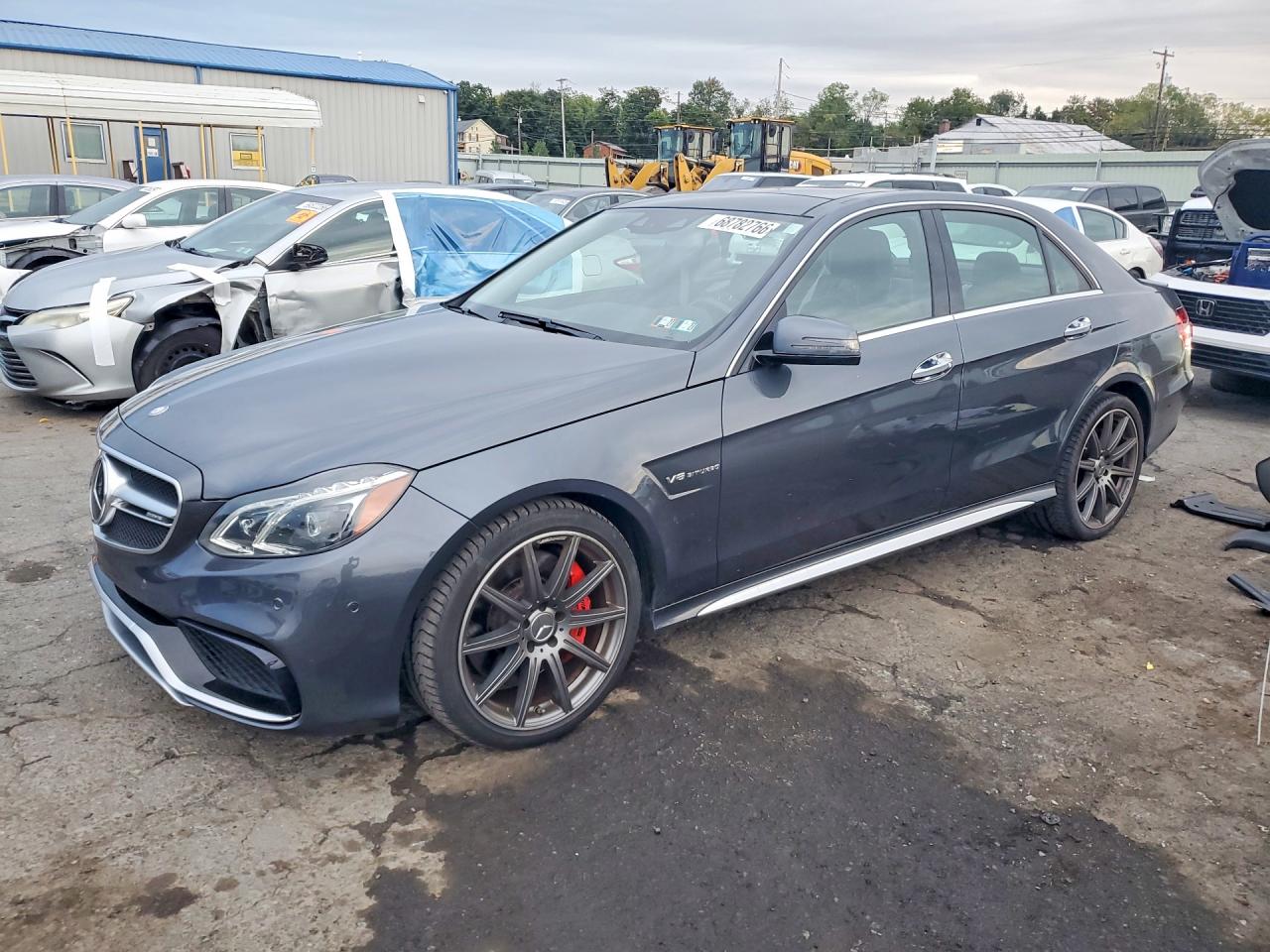 2015 MERCEDES-BENZ E-CLASS 63 AMG-S | WDDHF7GB8FB126661 | UPCARS