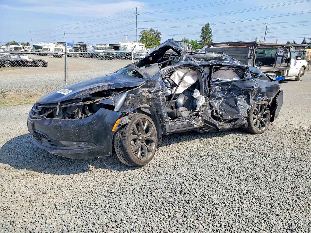 2015 CHRYSLER 200 S | 1C3CCCDG9FN540718 | UPCARS