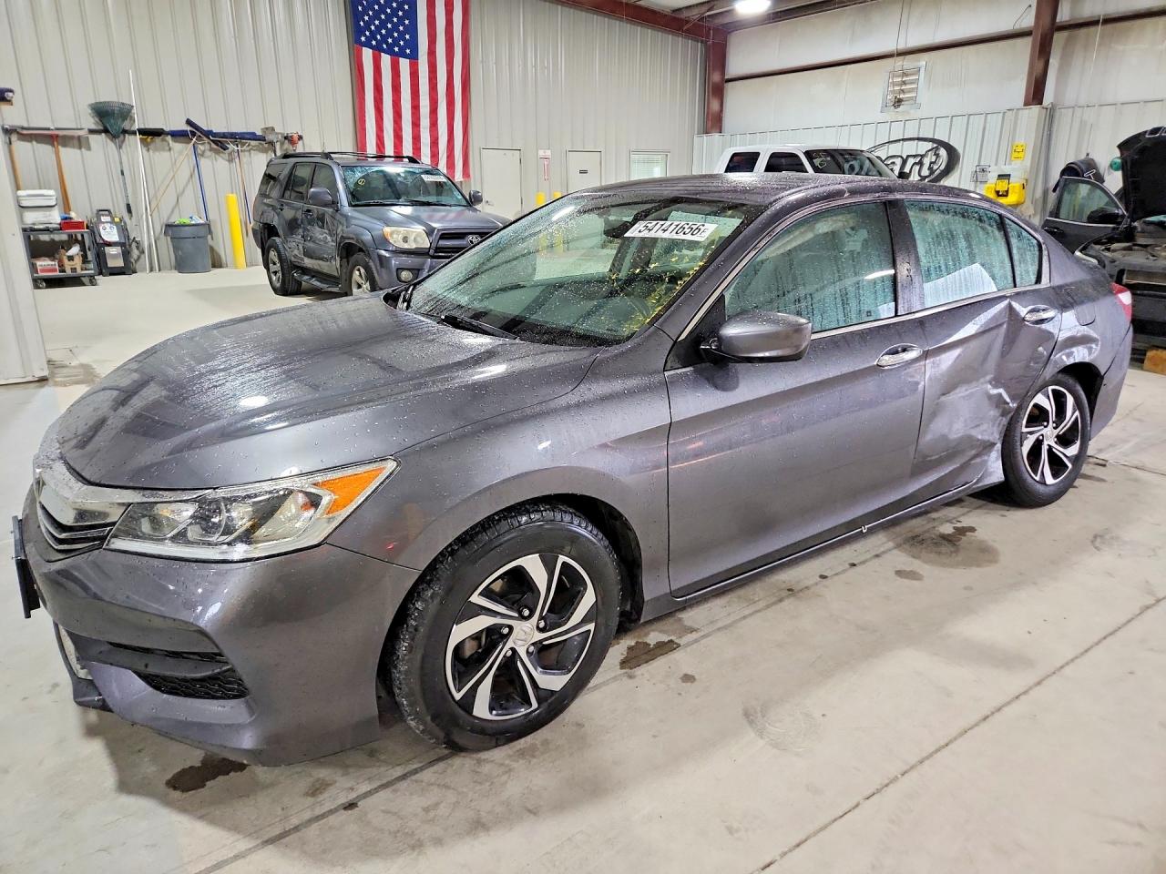 2017 HONDA ACCORD LX | 1HGCR2F32HA210235 | UPCARS