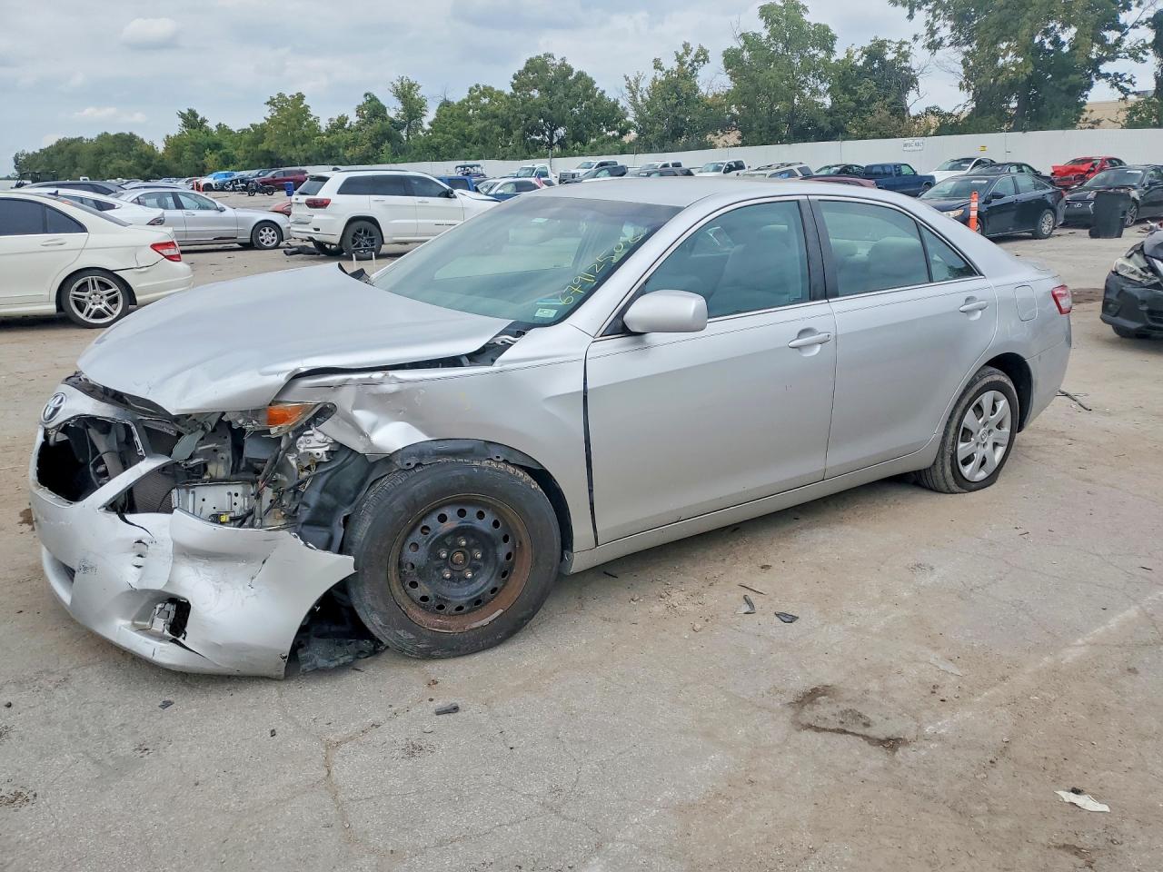 2011 TOYOTA CAMRY LE | 4T1BF3EK8BU664136 | UPCARS