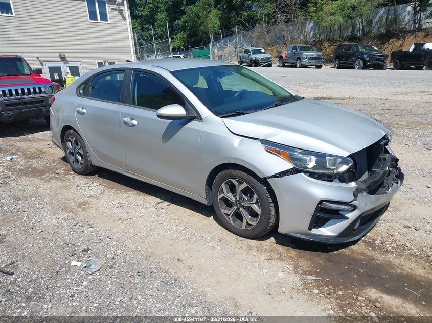 2019 KIA FORTE LXS | 3KPF24AD4KE134081 | UPCARS