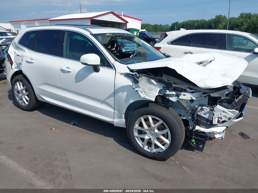 2020 VOLVO XC60 T5 MOMENTUM | YV4102RK5L1602098 | UPCARS