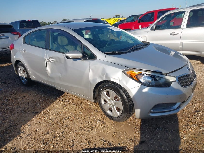 2015 KIA FORTE LX | KNAFK4A69F5389325 | UPCARS