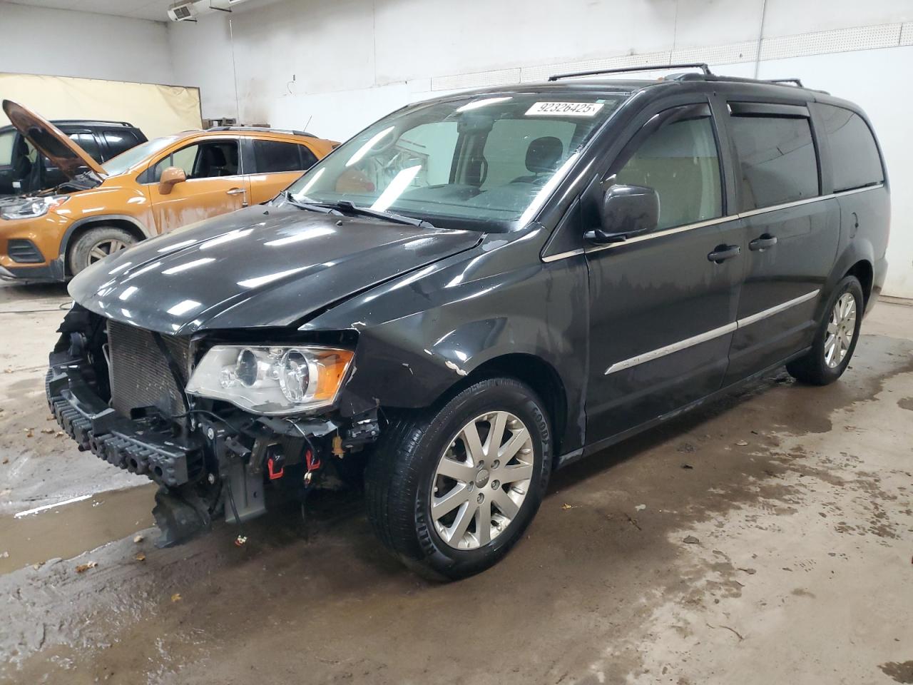 2016 CHRYSLER MINIVAN TOURING | 2C4RC1BG8GR297369 | UPCARS