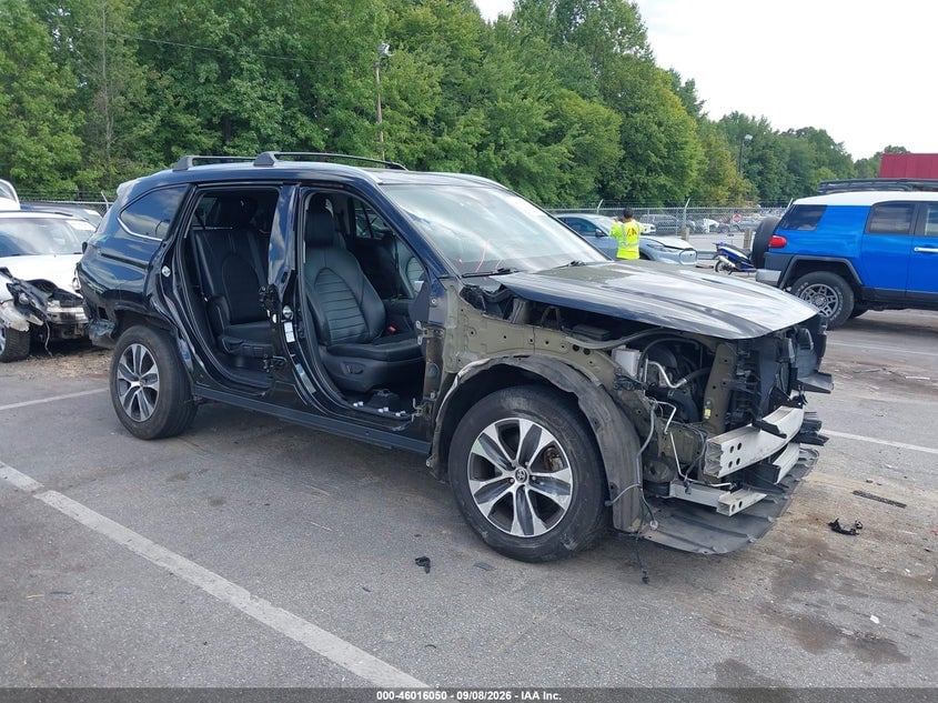2020 TOYOTA HIGHLANDER XLE | 5TDHZRBH7LS519872 | UPCARS
