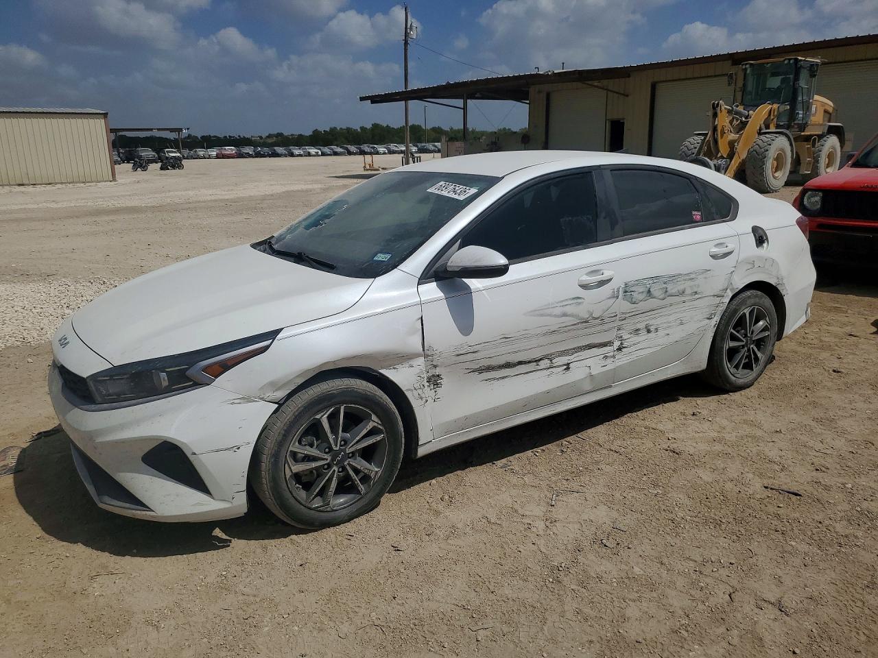 2022 KIA FORTE LXS | 3KPF24AD9NE424157 | UPCARS