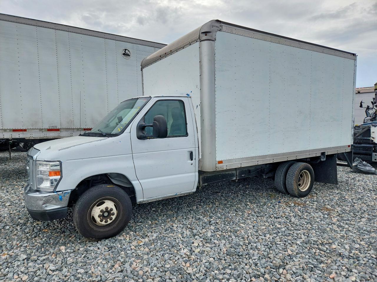 2019 FORD ECONOLIN E350 SUPER DUTY CUTAWAY VAN | 1FDWE3FS4KDC44960 | UPCARS