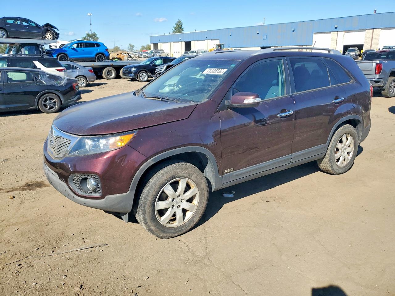2011 KIA SORENTO LX | 5XYKTDA16BG039378 | UPCARS