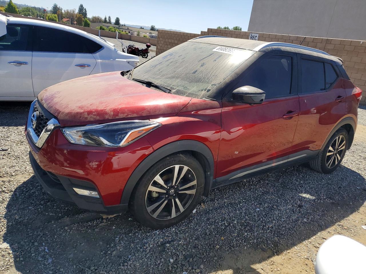 2019 NISSAN KICK SR | 3N1CP5CU4KL513720 | UPCARS