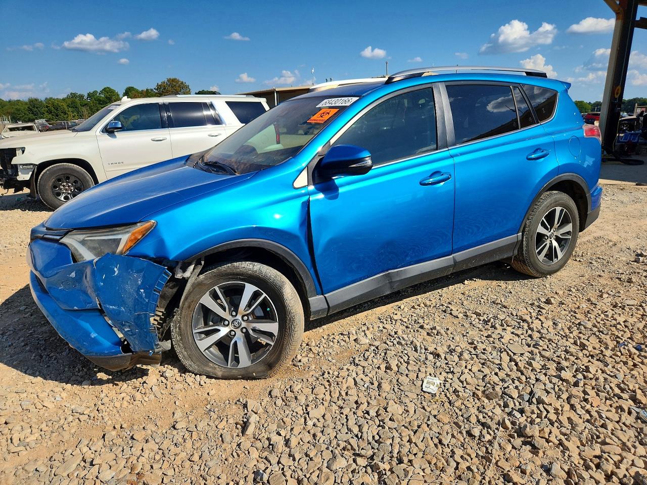 2017 TOYOTA RAV4 XLE | JTMWFREV3HD101622 | UPCARS