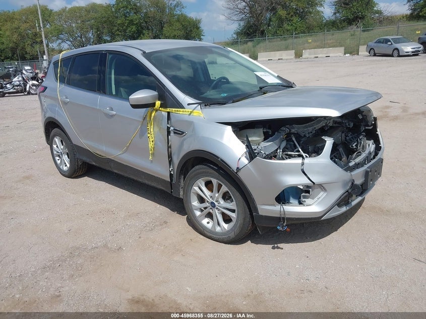 2017 FORD ESCAPE SE | 1FMCU9GD3HUD10870 | UPCARS