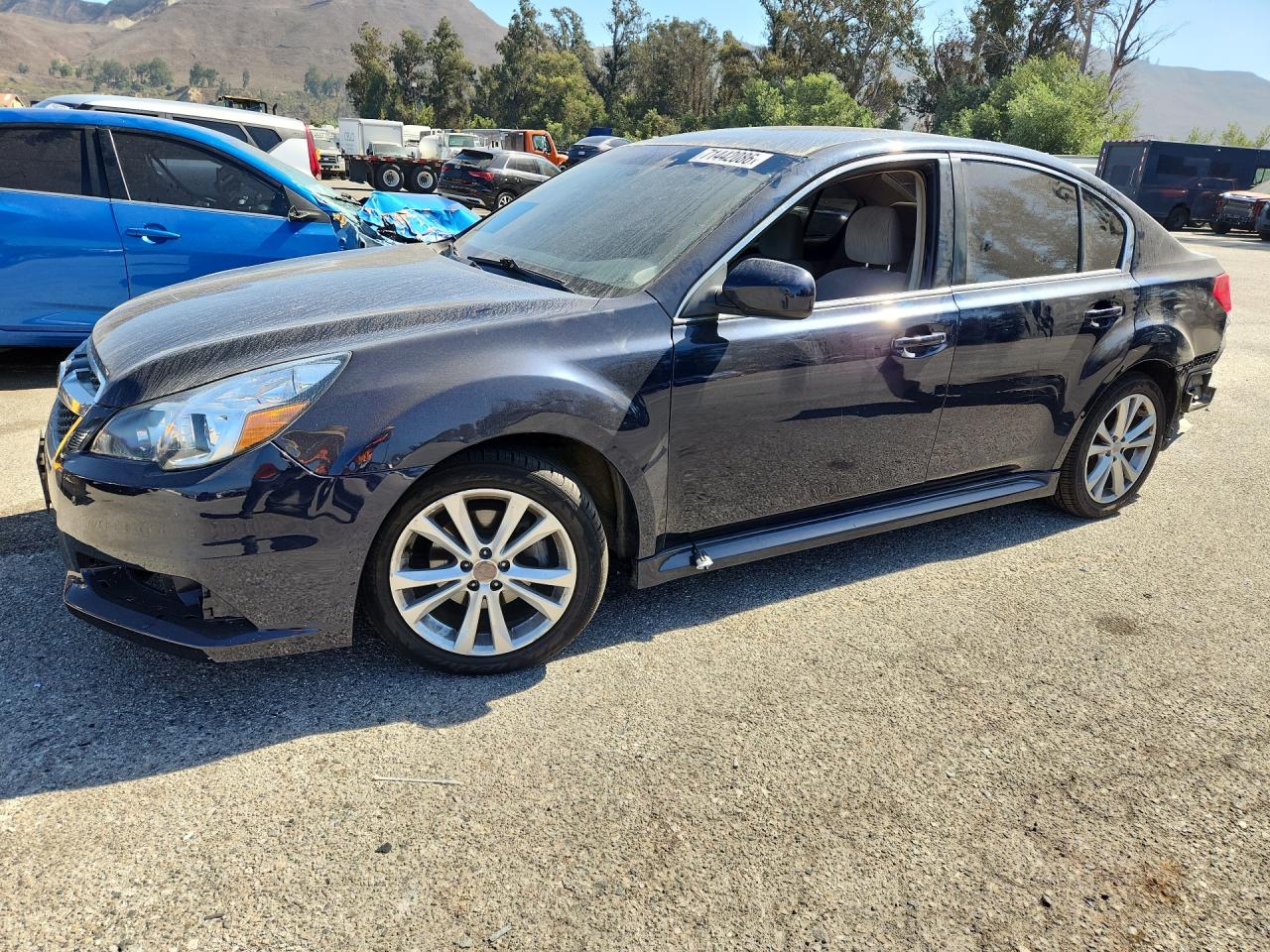2014 SUBARU LEGACY 2.5I PREMIUM | 4S3BMBC61E3010566 | UPCARS