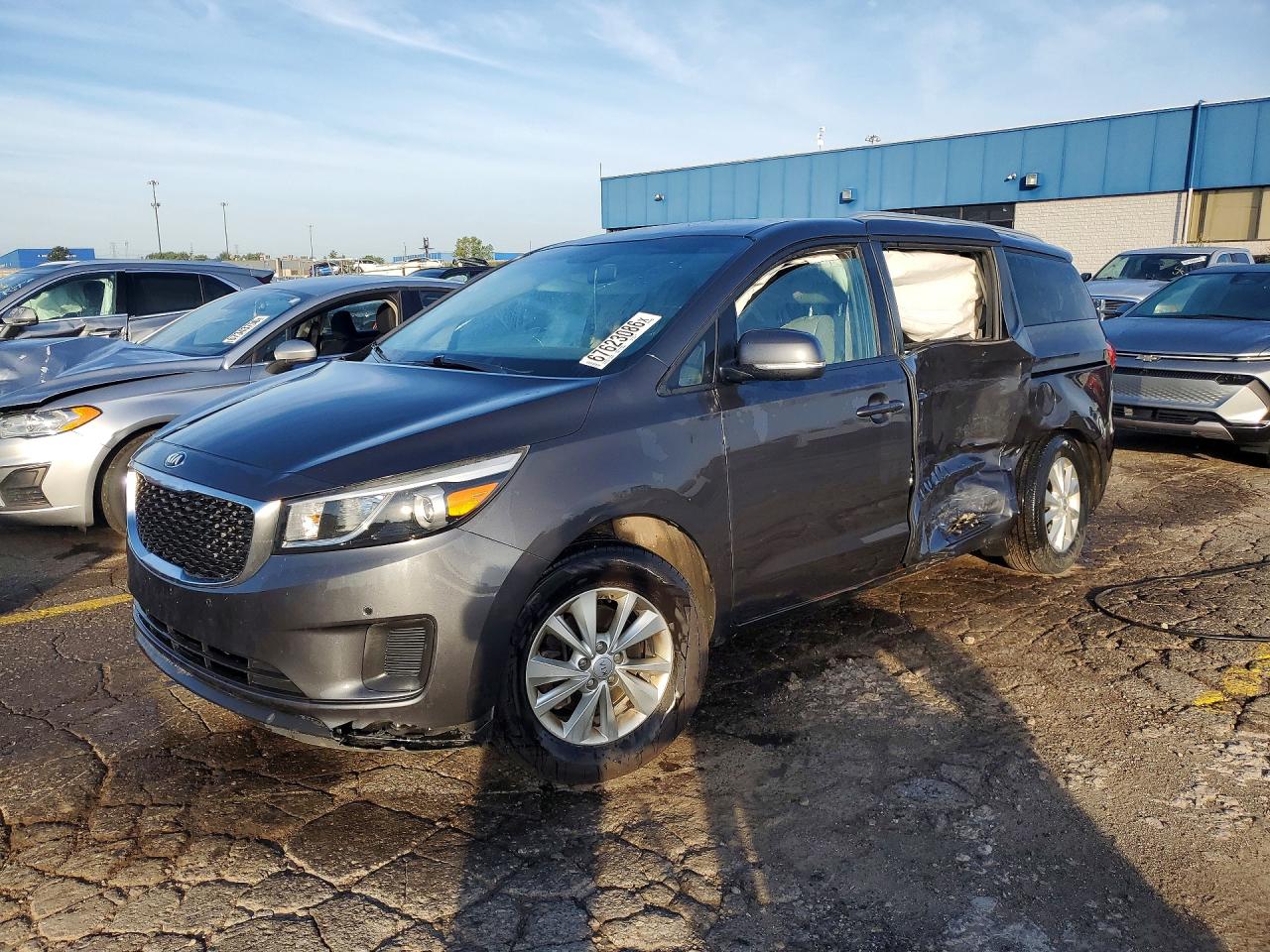 2017 KIA SEDONA LX | KNDMB5C18H6325503 | UPCARS