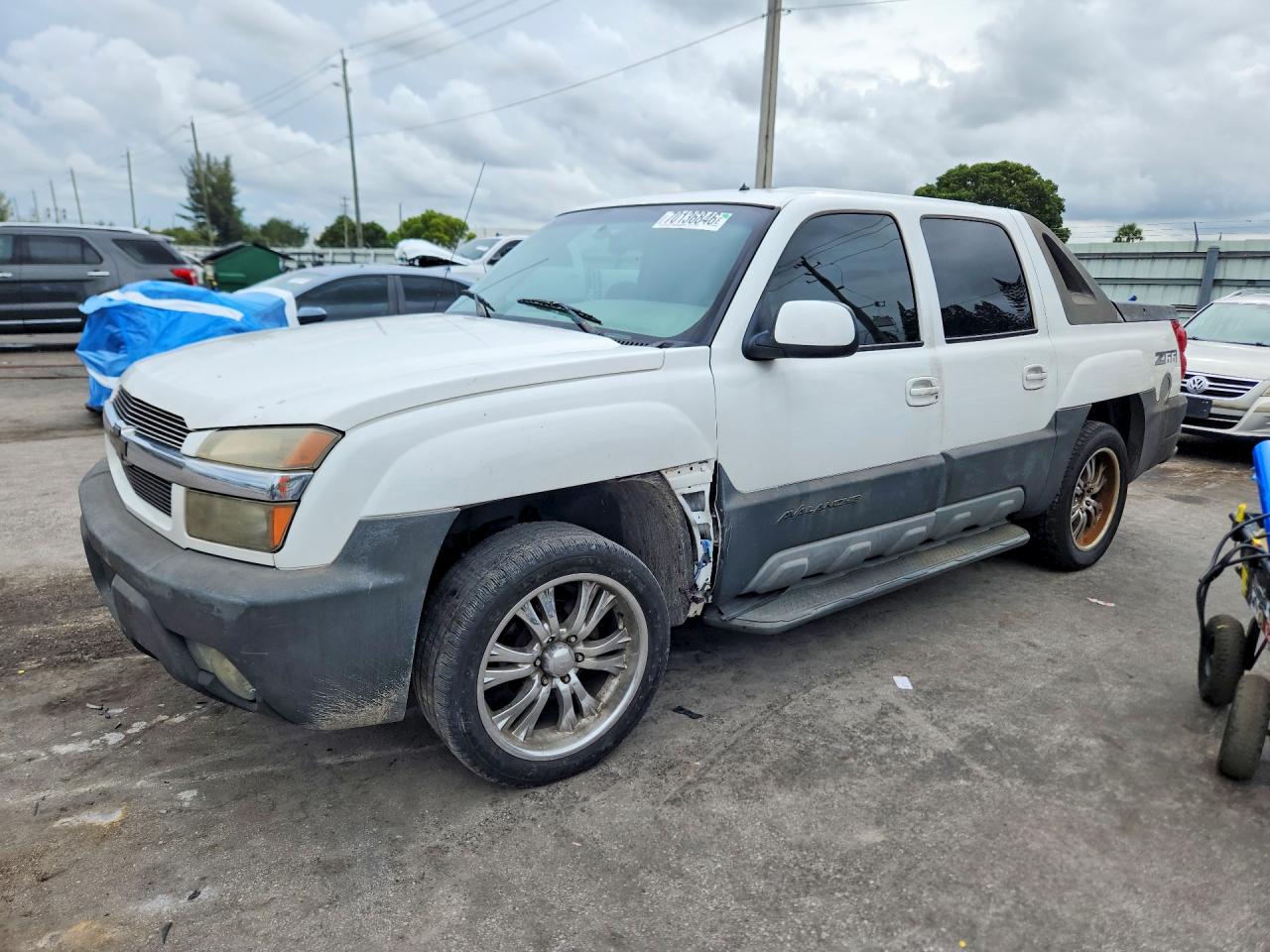 2002 CHEVROLET AVALANCHE | 3GNEC13TX2G105689 | UPCARS
