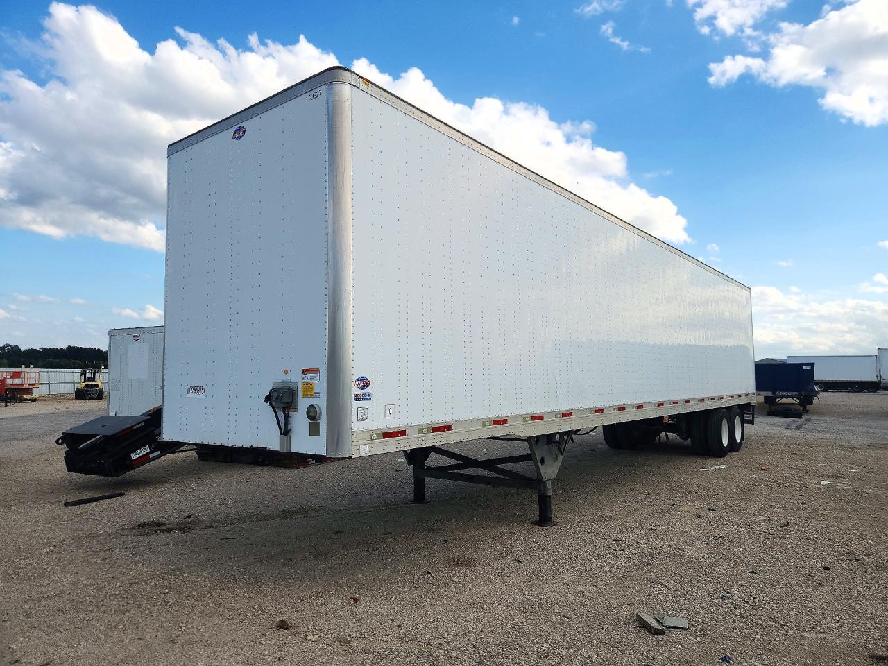 2016 UTILITY TRAILER TRAILER UTILITY VS2DX DRY VAN | 1UYVS2486GP687807 | UPCARS