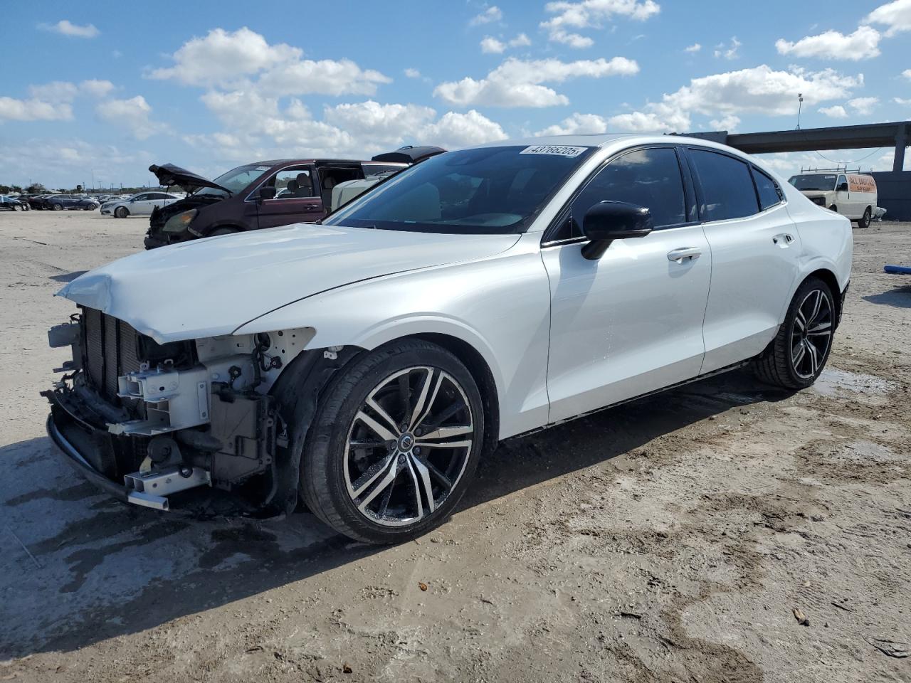2020 VOLVO S60 T5 R-DESIGN | 7JR102FM5LG049170 | UPCARS