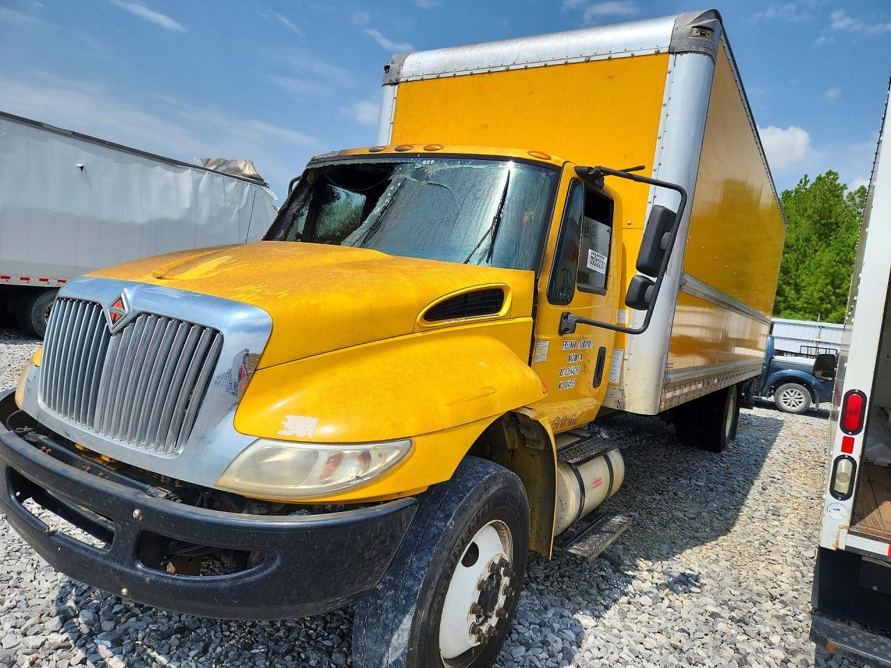 2017 INTERNATIONAL 4000 SERIE BOX TRUCK | 3HAMMMML8HL458607 | UPCARS
