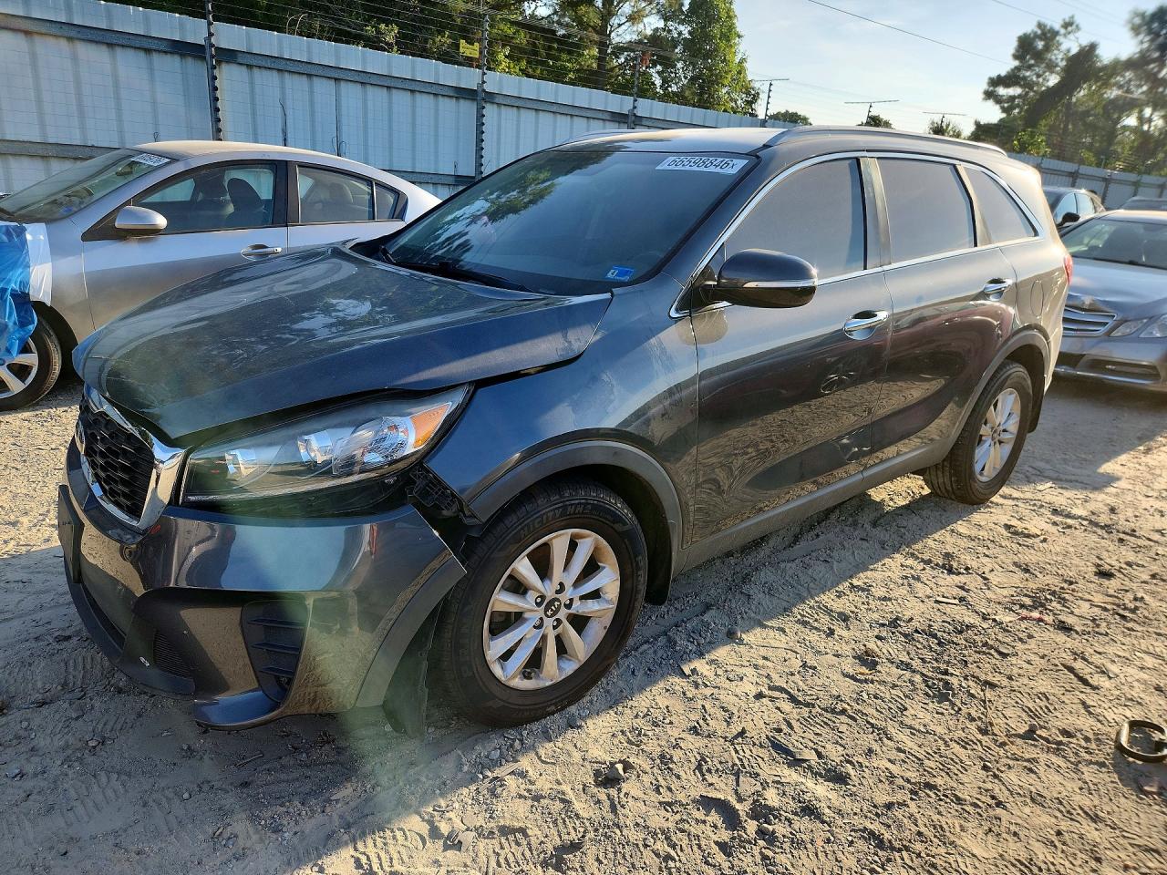 2019 KIA SORENTO LX | 5XYPG4A34KG603587 | UPCARS
