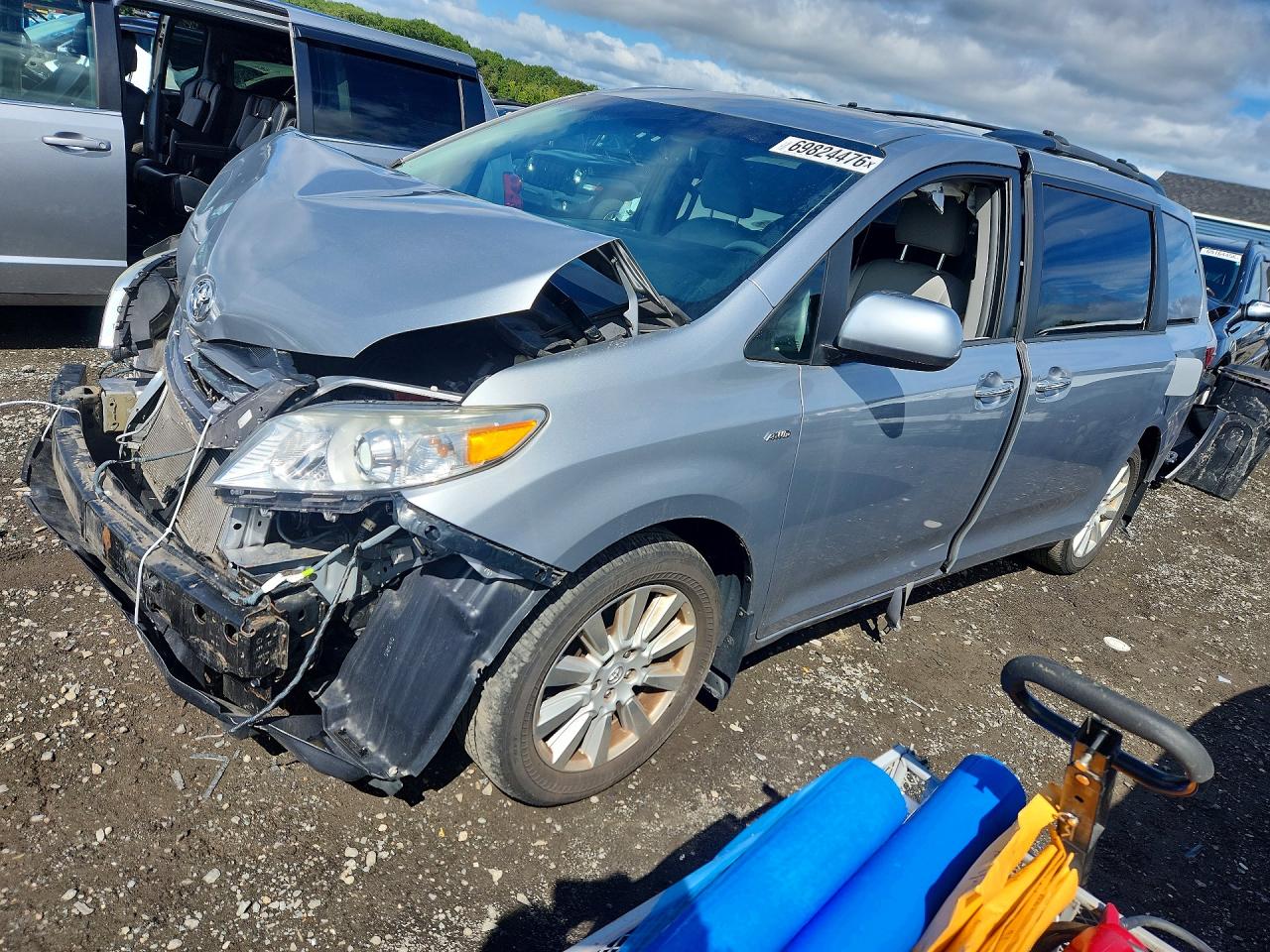 2017 TOYOTA SIENNA XLE 7-PASSENGER | 5TDDZ3DC5HS168674 | UPCARS