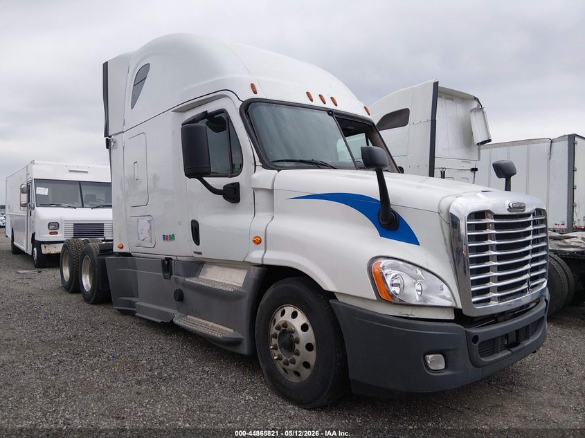2018 FREIGHTLINER CASCADIA 125 | 3AKJGLDR1JSJM2428 | UPCARS