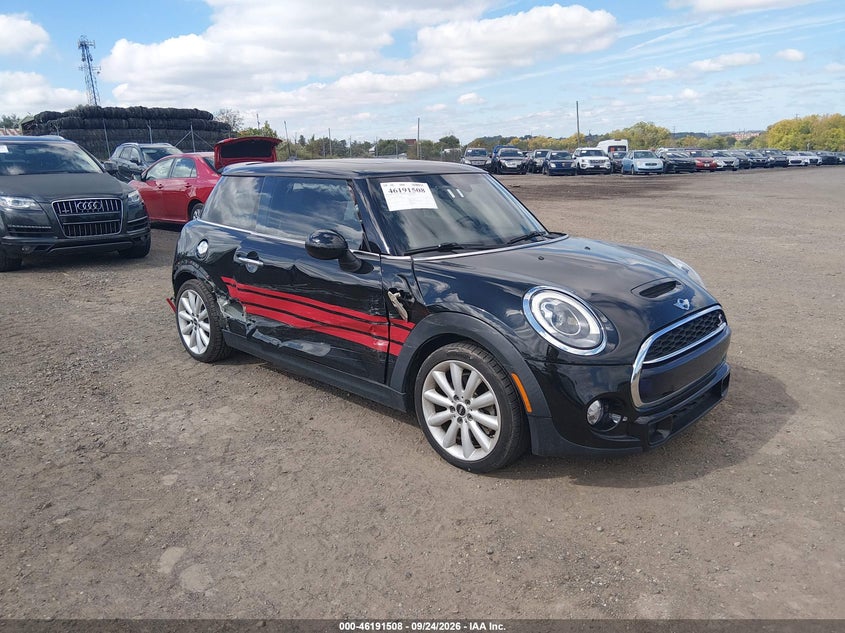 2015 MINI HARDTOP COOPER S | WMWXP7C5XF2A58575 | UPCARS