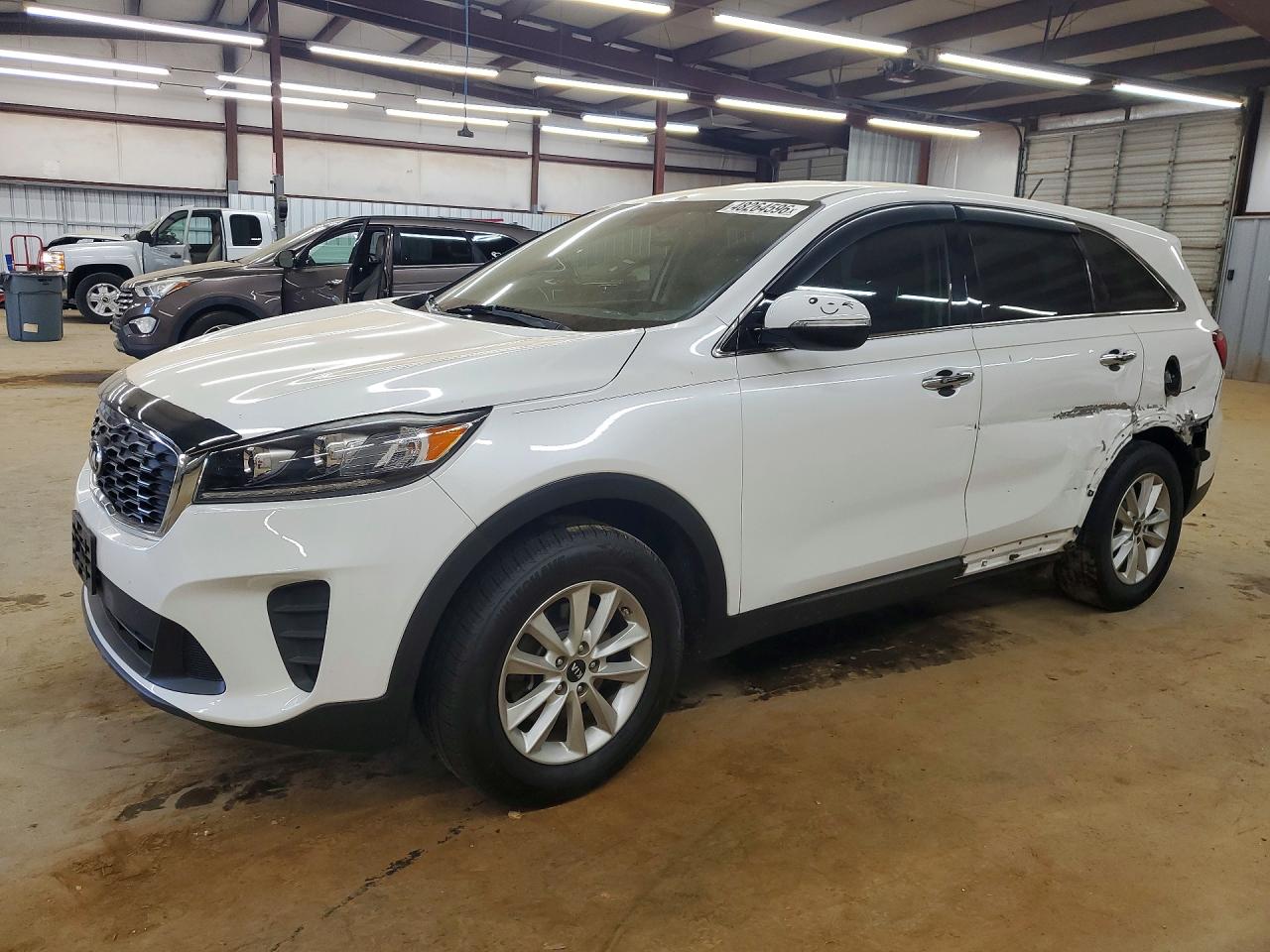 2019 KIA SORENTO L | 5XYPG4A3XKG611547 | UPCARS