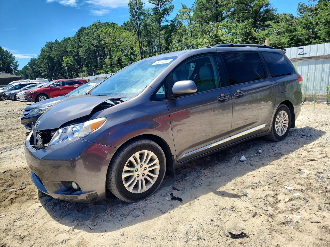 2013 TOYOTA SIENNA XLE 8-PASSENGER | 5TDYK3DC2DS357637 | UPCARS