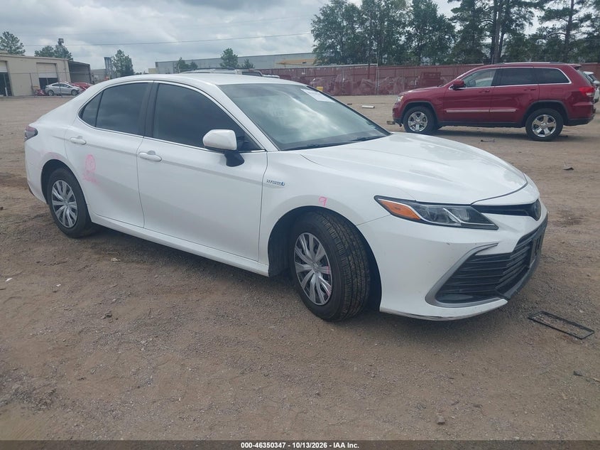 2021 TOYOTA CAMRY LE HYBRID | 4T1C31AK2MU552555 | UPCARS