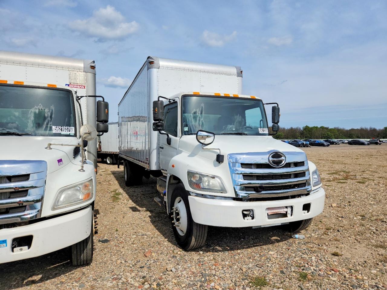 2015 HINO HINO 338 BOX TRUCK | 5PVNV8JV4F4S54960 | UPCARS