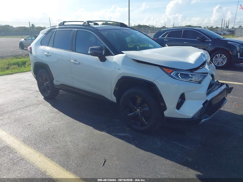 2020 TOYOTA RAV4 HYBRID XSE | JTMEWRFV4LJ042343 | UPCARS