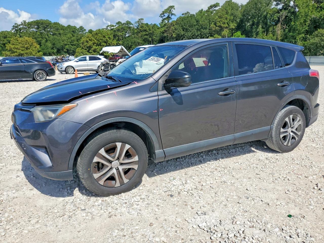 2018 TOYOTA RAV4 LE | JTMZFREV8JJ172996 | UPCARS