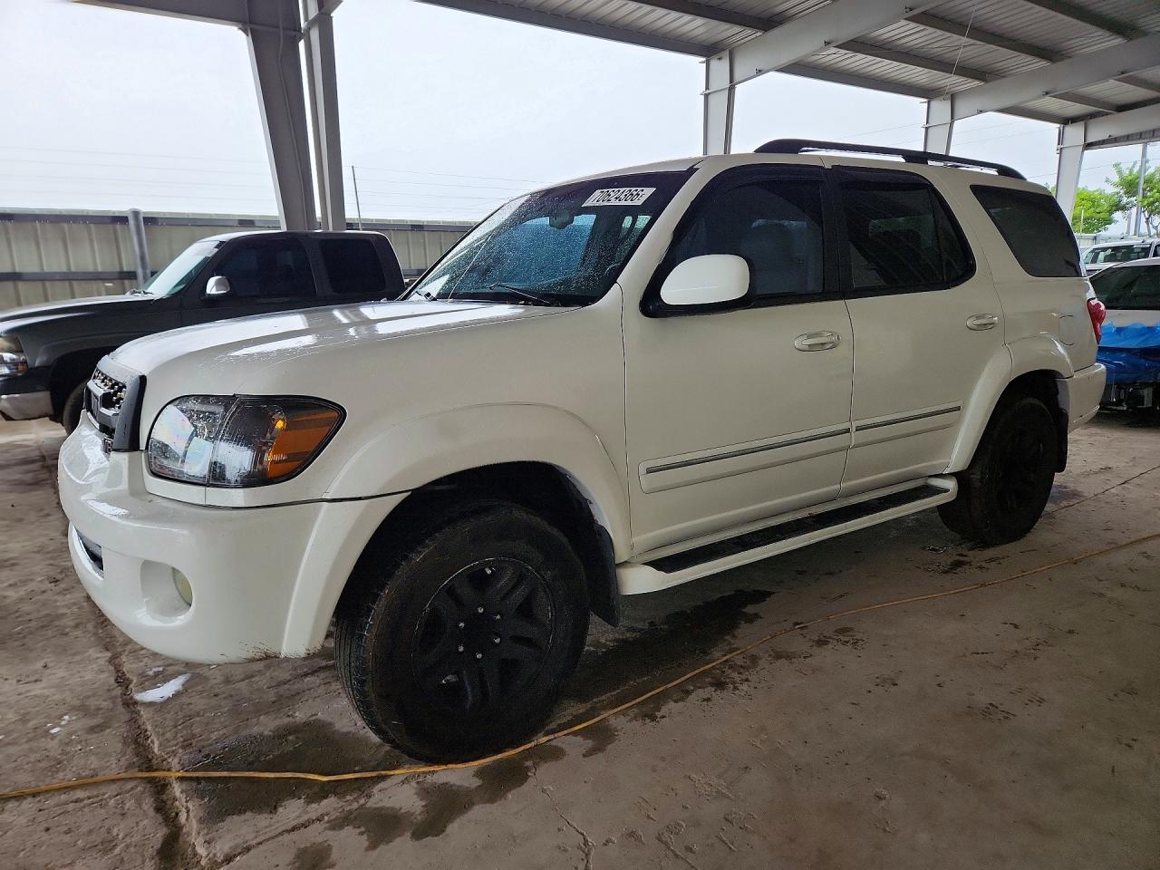 2005 TOYOTA SEQUOIA LIMITED | 5TDZT38A15S255273 | UPCARS