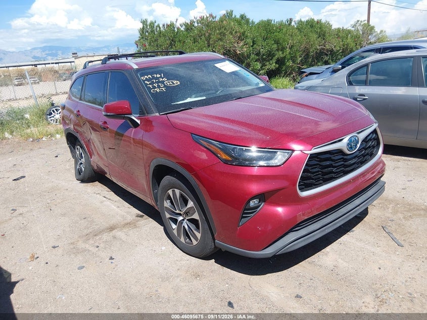2022 TOYOTA HIGHLANDER HYBRID XLE | 5TDHARAH8NS516202 | UPCARS