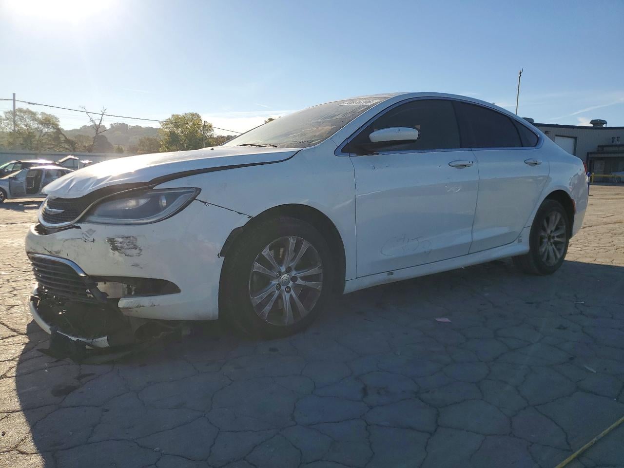2015 CHRYSLER 200 LIMITED | 1C3CCCAB0FN546870 | UPCARS