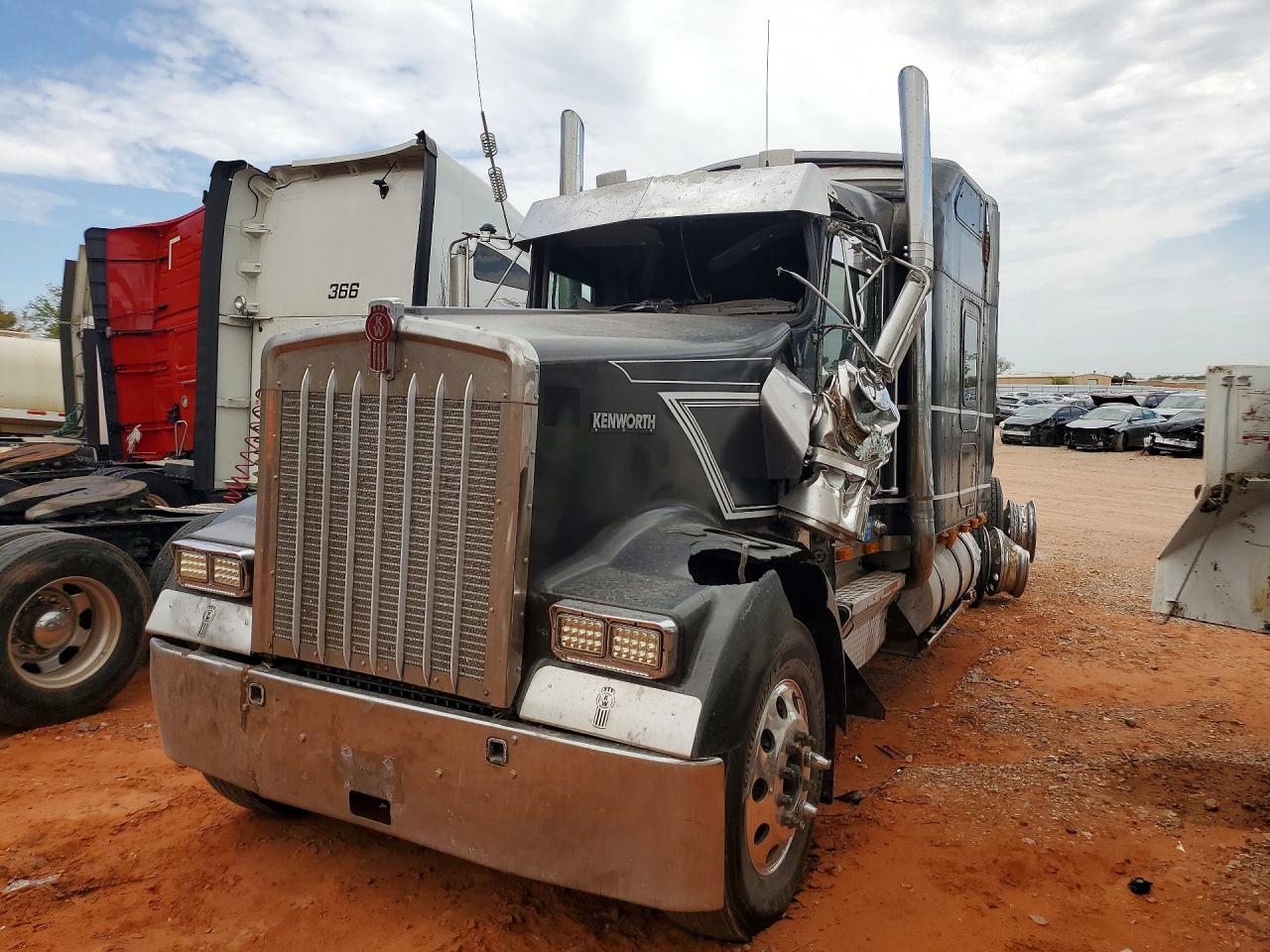 2004 KENWORTH ALL OTHER W900 | 1XKWDB9X04J394484 | UPCARS
