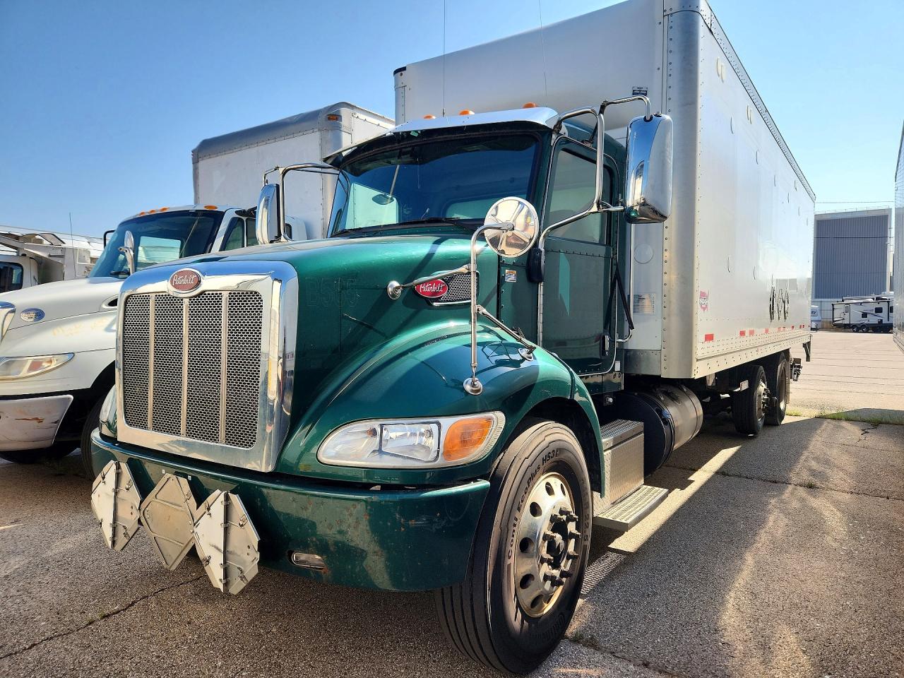 2020 PTRB ALL OTHER PETERBILT  BOX TRUCK | 2NP3KM8X8LM668662 | UPCARS