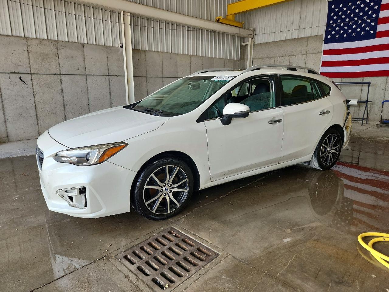 2017 SUBARU IMPREZA LIMITED | 4S3GTAT66H3723664 | UPCARS