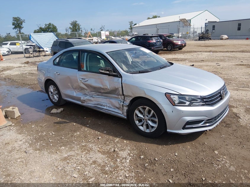 2018 VOLKSWAGEN PASSAT 2.0T R-LINE/2.0T S | 1VWAA7A31JC022041 | UPCARS