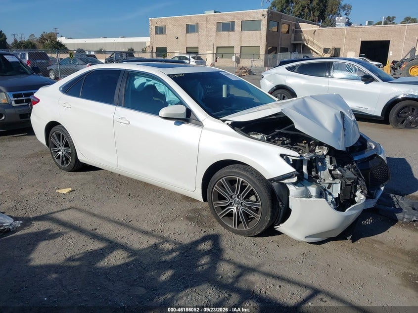 2016 TOYOTA CAMRY SE | 4T1BF1FK6GU513130 | UPCARS