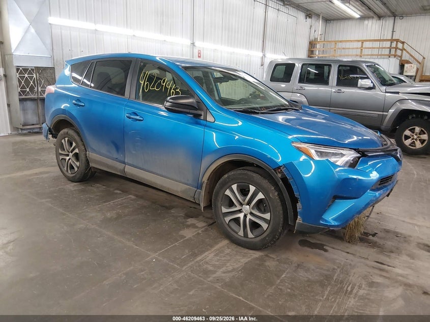 2017 TOYOTA RAV4 LE | JTMBFREV3HJ173260 | UPCARS