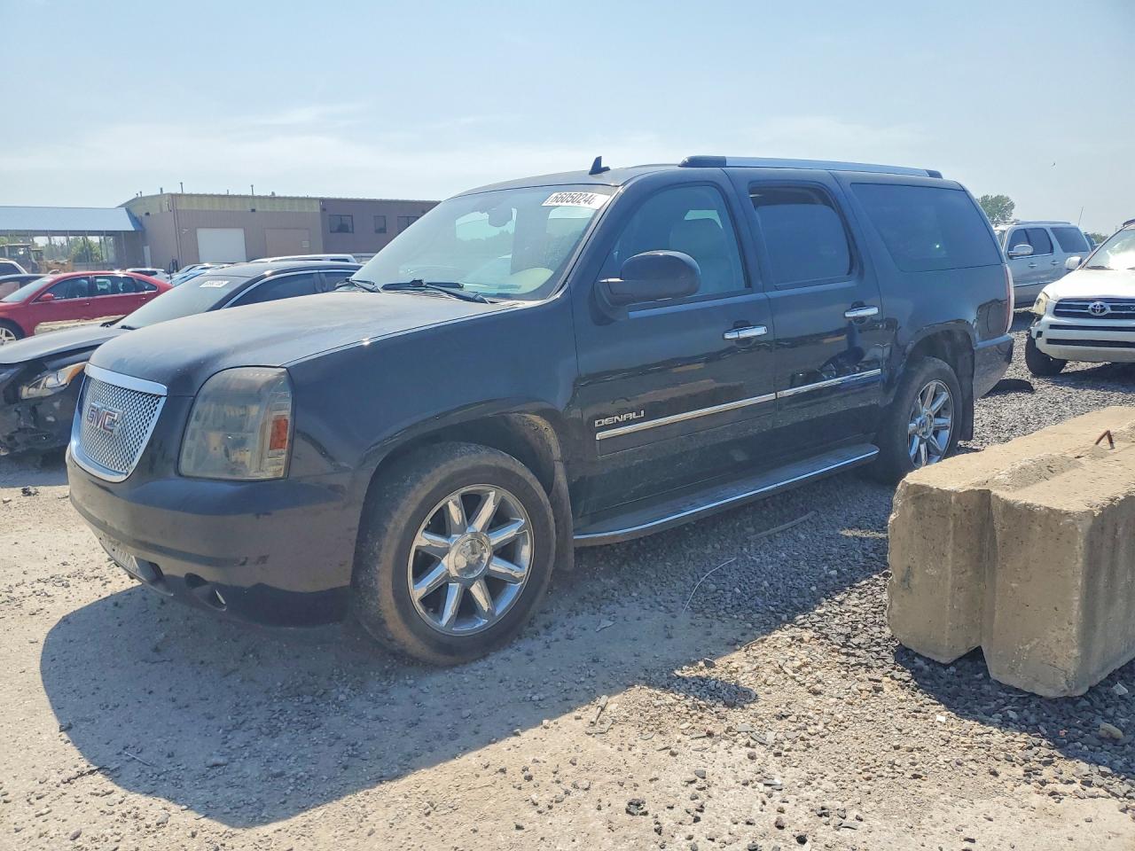 2013 GMC YUKON DENALI | 1GKS2MEF2DR265516 | UPCARS