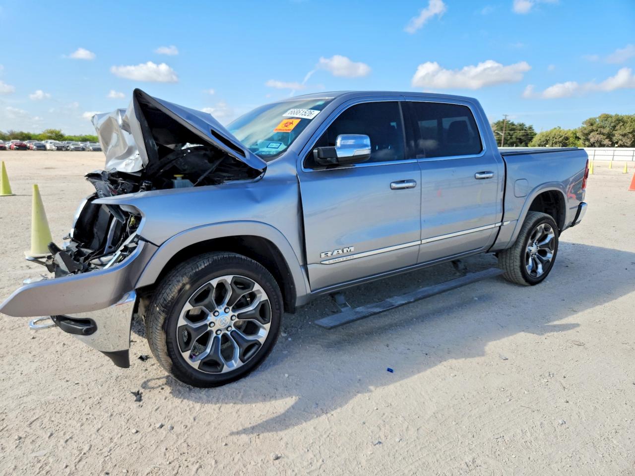 2019 RAM 1500 LIMITED | 1C6SRFHT5KN517727 | UPCARS