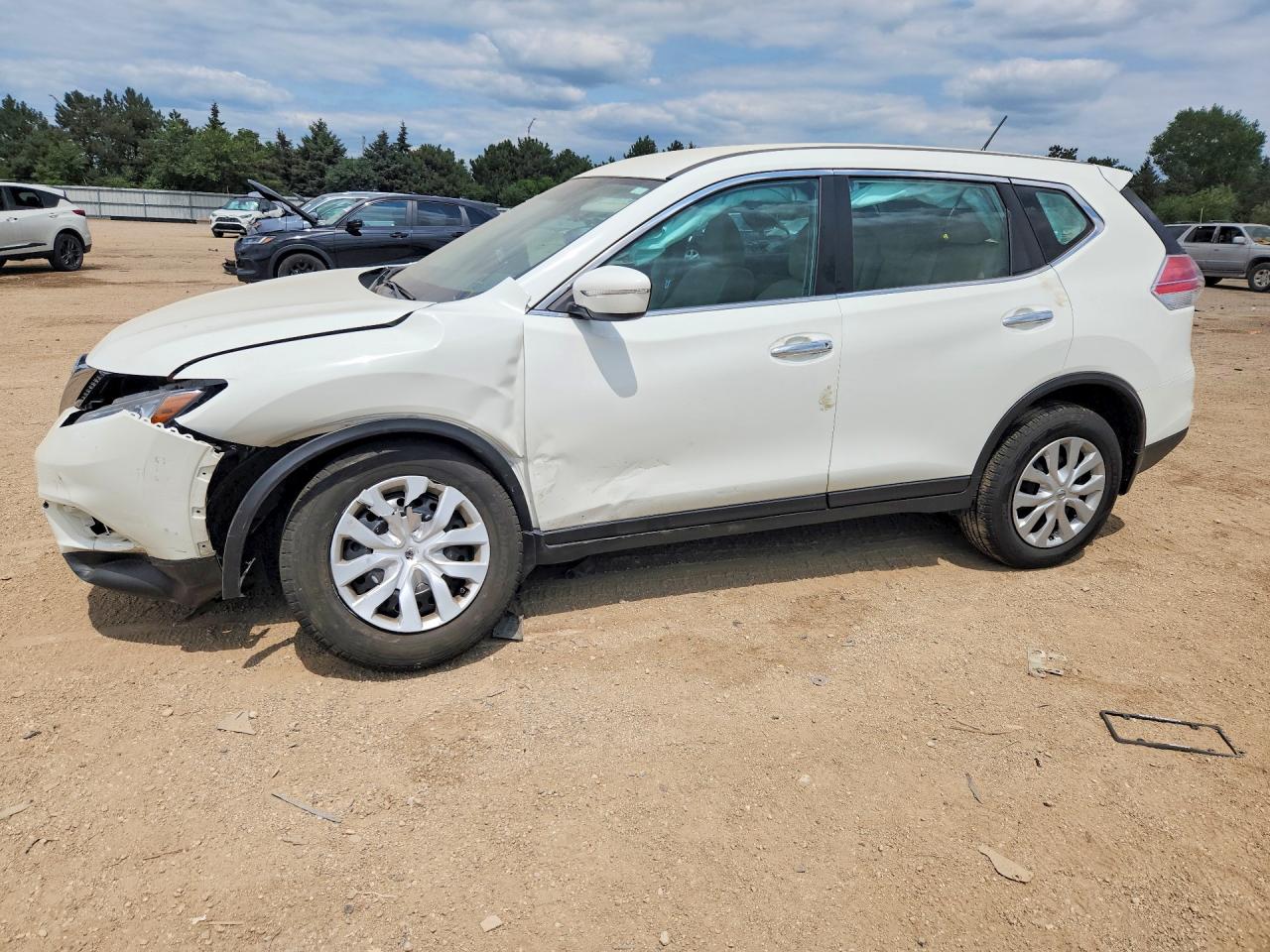2015 NISSAN ROGUE S | 5N1AT2MV7FC838848 | UPCARS