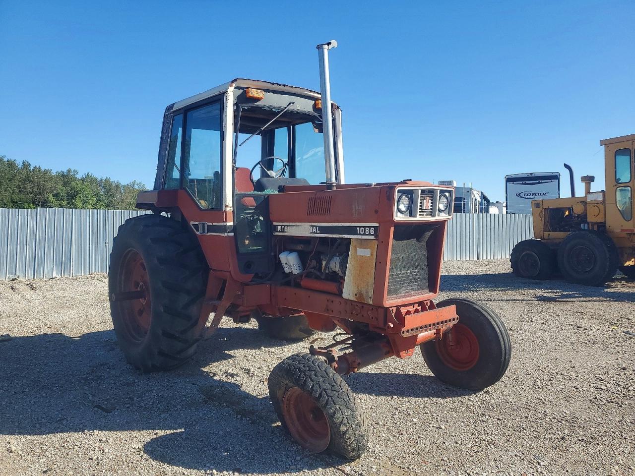1978 INTERNATIONAL 1086 TRACTOR | 2610177U015052 | UPCARS