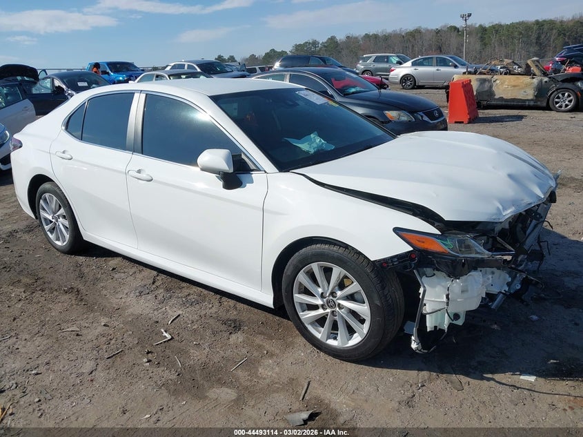 2022 TOYOTA CAMRY LE | 4T1C11AK2NU004062 | UPCARS