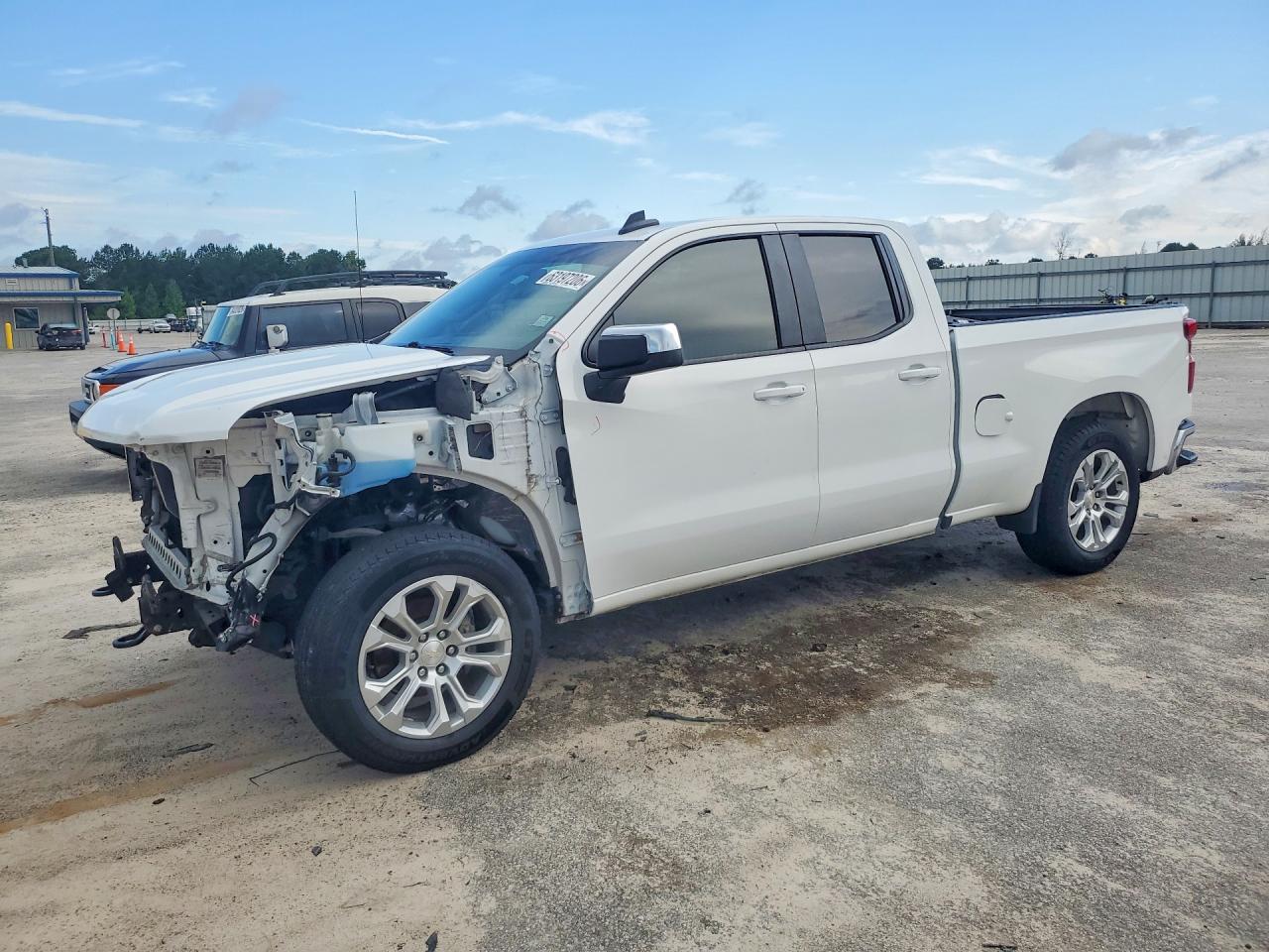 2020 CHEVROLET SILVERADO K1500 LT | 1GCRYDED0LZ160365 | UPCARS