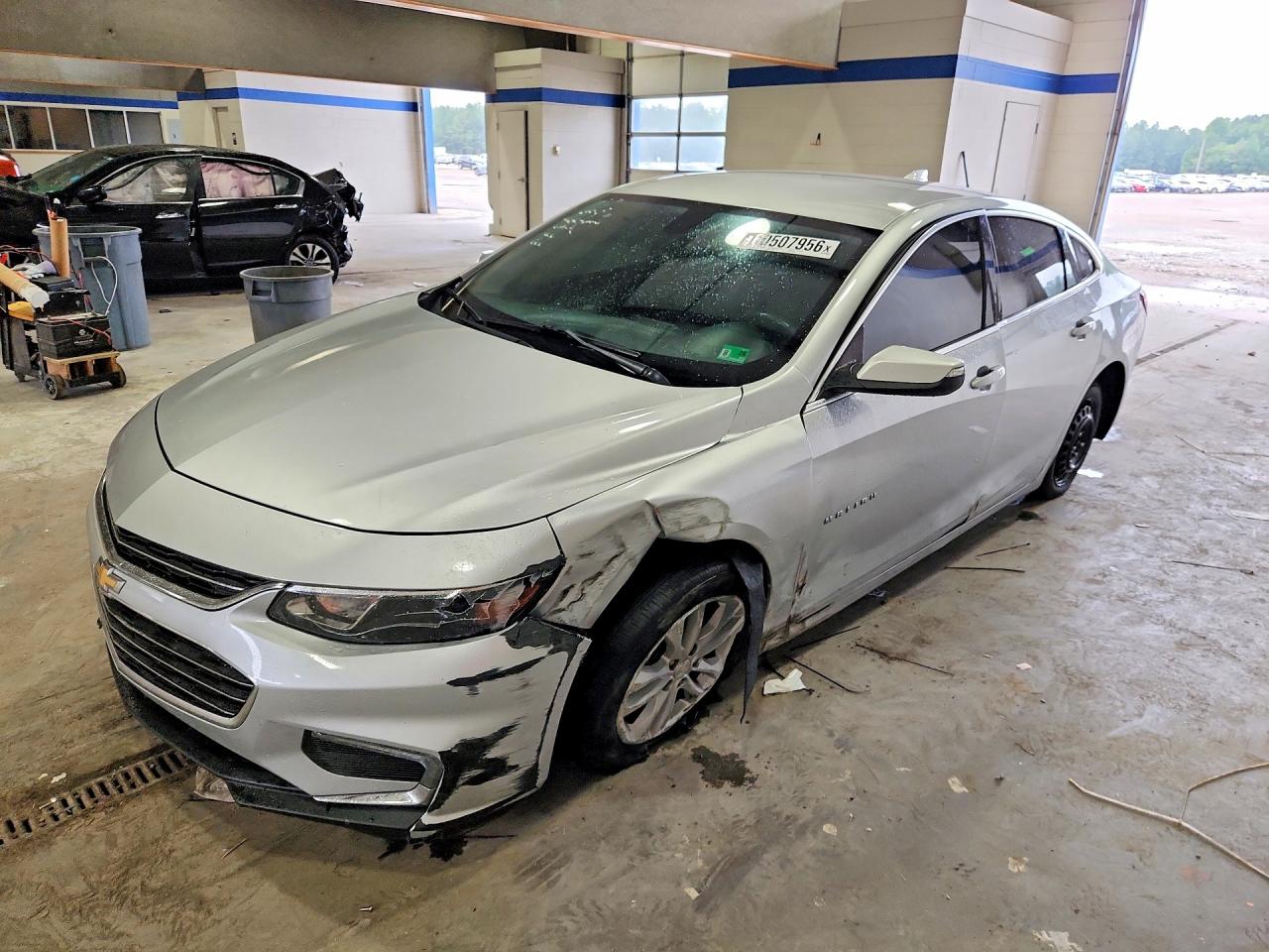2018 CHEVROLET MALIBU LT | 1G1ZD5ST1JF154448 | UPCARS